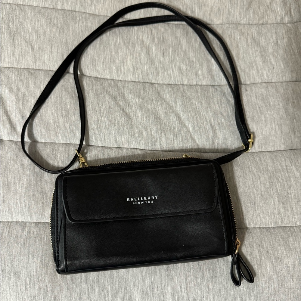 Baellerry wallet. Hardly used